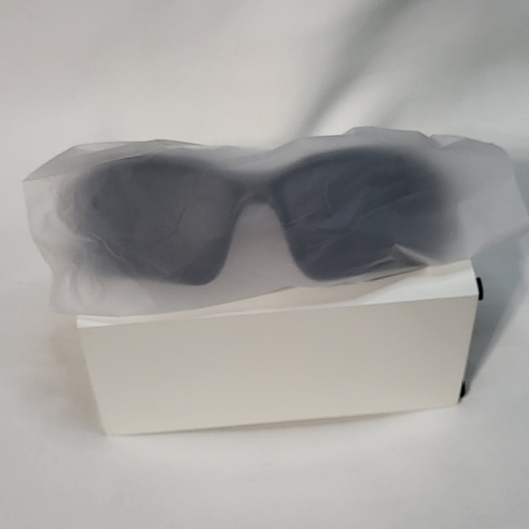 Men's NWOT Black/Red Square Sunglasses Goggles Shades Windproof - Picture 3 of 5